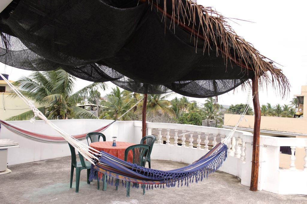 Hotel Planet House Puerto Ayora  Exterior foto